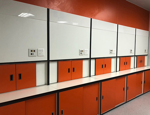 Caibineatan laminate dlùth